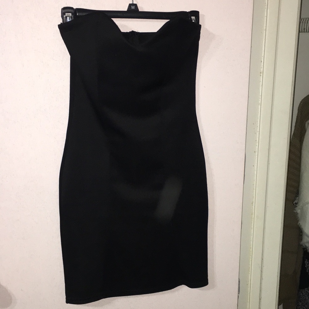 strapless Black dress